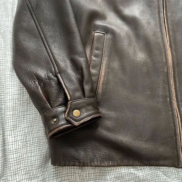 St. John's Bay Vintage Dark Brown 100% Leather Jacket - Picture 10 of 16